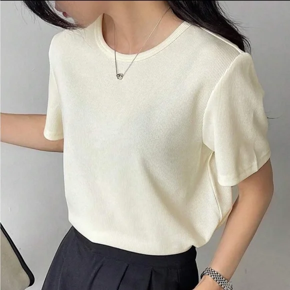 Ivory, cream relaxed fit Round Neck Short Sleeve T-Shirt - elevated tee shirt - Picture 4 of 4